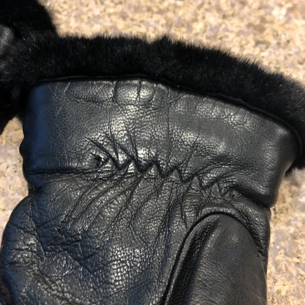 Vintage Fownes Black Leather Gloves Size 7 1/2